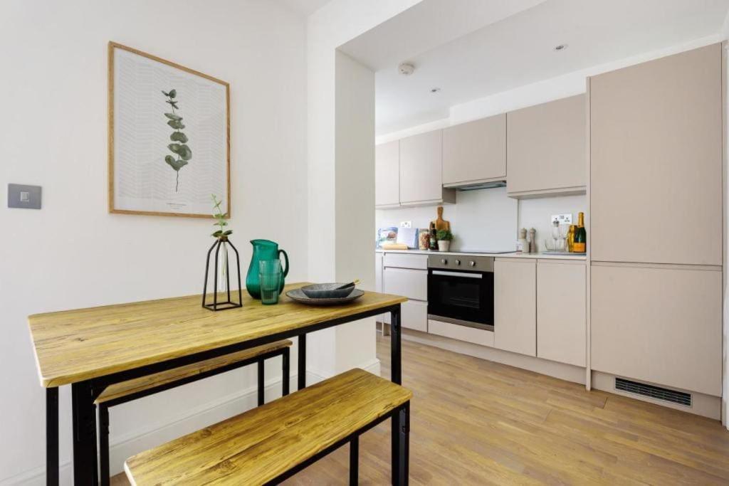 Amazing 3 Bed Interior Designed House With Garden - 114 The Hervey Londra Dış mekan fotoğraf